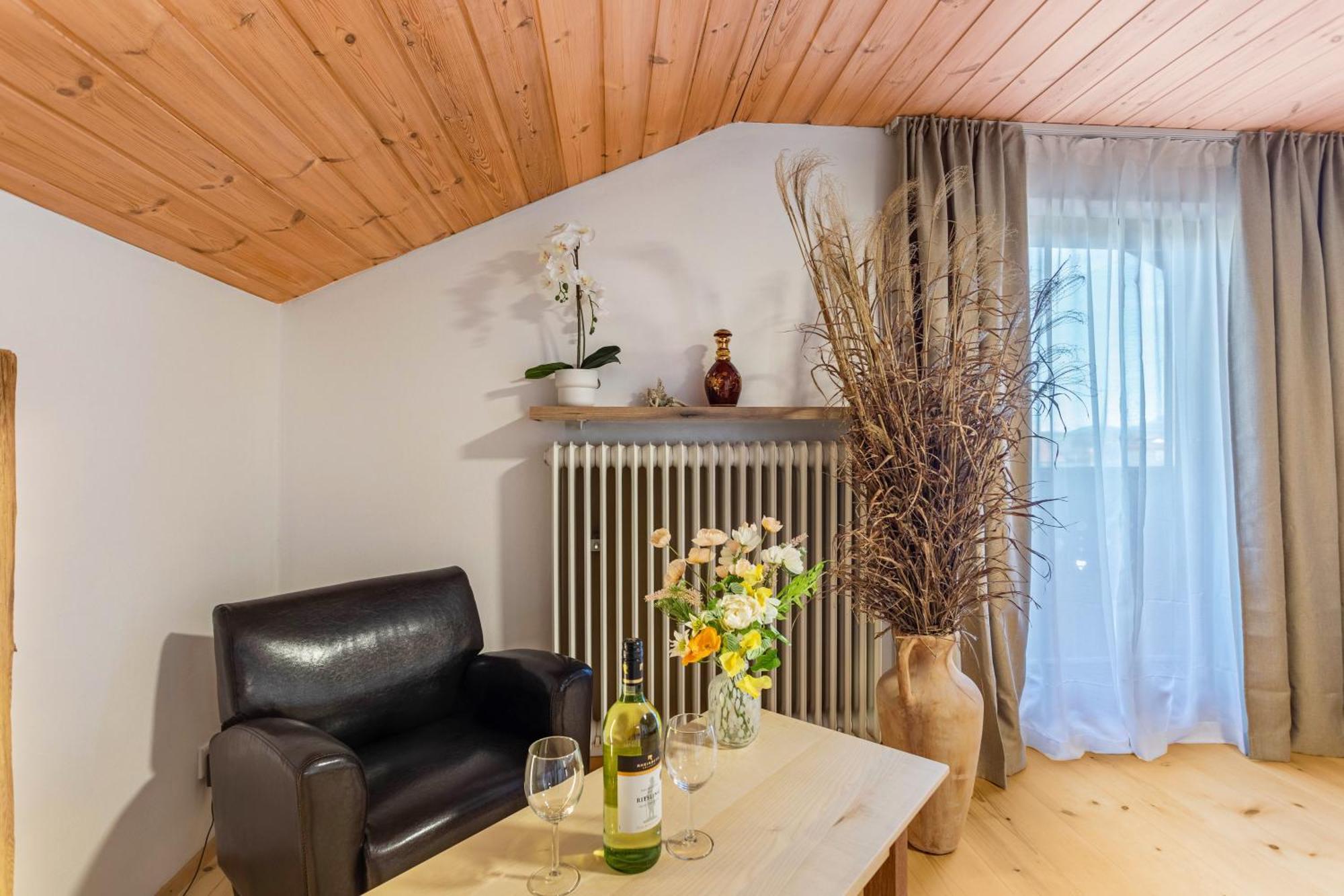 タイゼンドルフHaus Kaliアパートメント エクステリア 写真